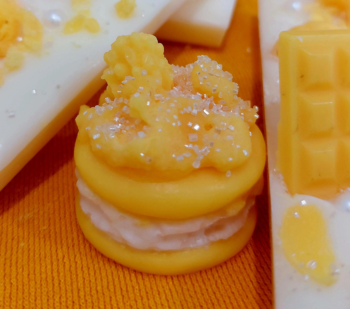 Mimosa & Manderin Macaroons × 4