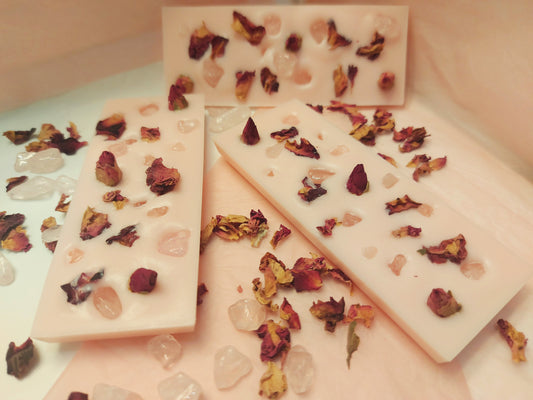 Rose Victorian with rose quartz & rose petals Wax Melts