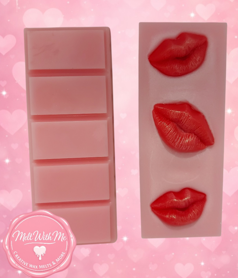 🩷 kiss Melt Bar 🩷