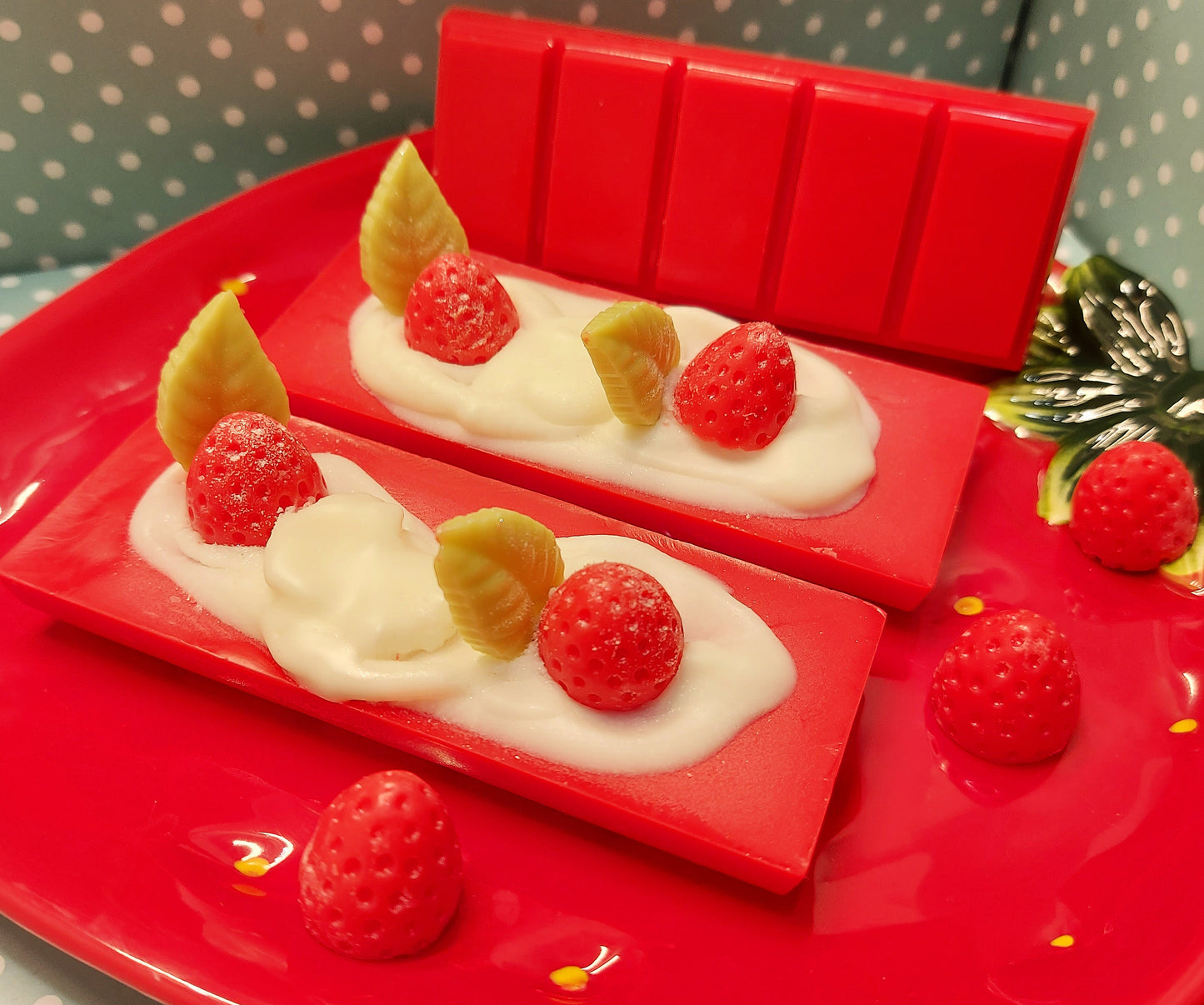 Strawberries & Cream.   Wax Melts